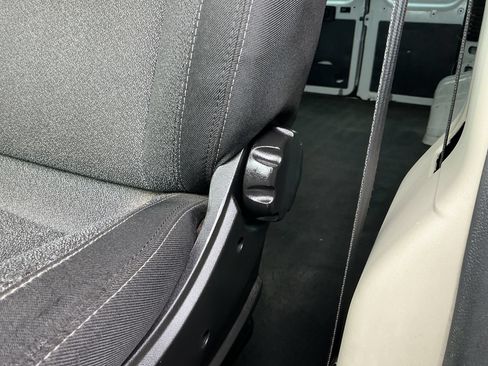Used 2022 RAM ProMaster 2500 FWD image 13