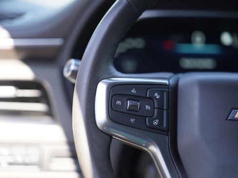 Used 2022 Chevrolet Tahoe LT w/ Luxury Package image 21