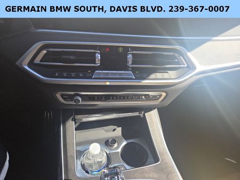 Certified 2022 BMW X7 M50i w/ Executive Package image 54