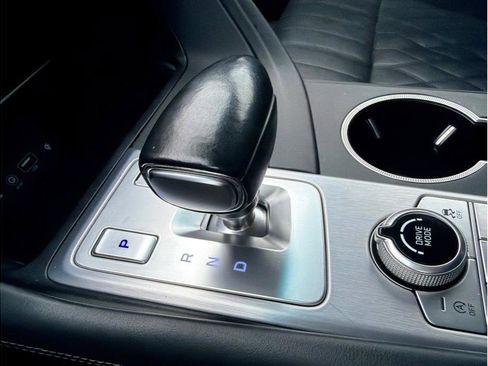 Used 2019 Genesis G70 2.0T Advanced w/ Prestige Package image 25