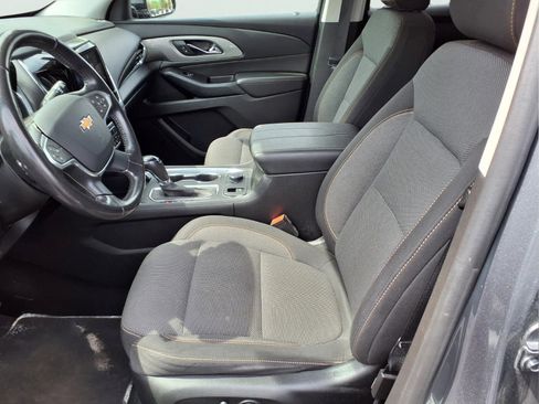 Used 2020 Chevrolet Traverse LT AWD/4WD image 9