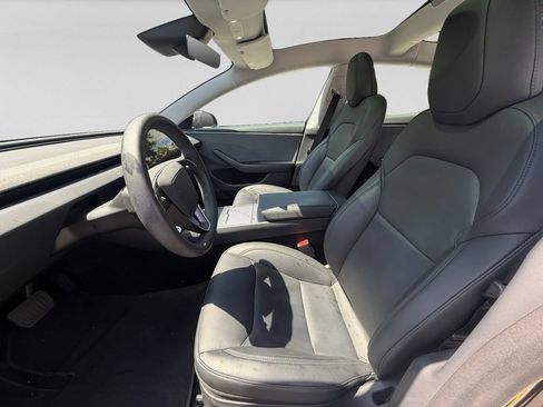 Used 2025 Tesla Model 3 Long Range RWD image 23