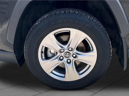 Used 2024 Toyota RAV4 XLE w/ Convenience Package FWD image 11