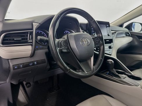 Used 2021 Toyota Camry SE FWD image 20
