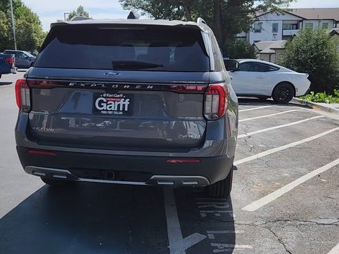 New 2025 Ford Explorer Active w/ Active Comfort Package image 6