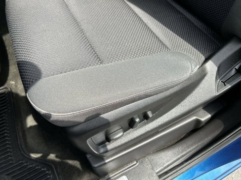 Used 2018 Chevrolet Silverado 1500 LT w/ All Star Edition AWD/4WD image 23