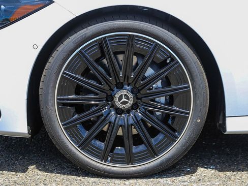 Used 2024 Mercedes-Benz CLE 300 4MATIC Coupe image 11