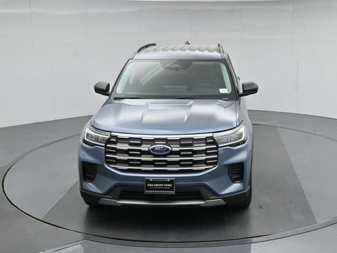 New 2026 Ford Explorer Active RWD image 37