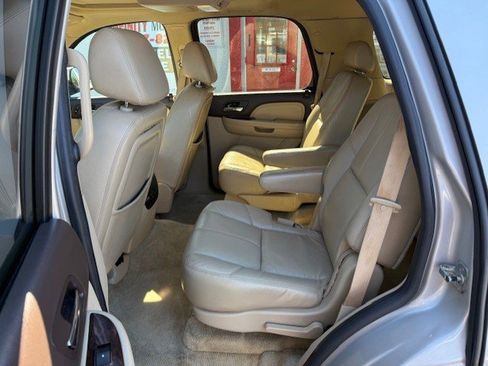 Used 2008 GMC Yukon Denali image 15