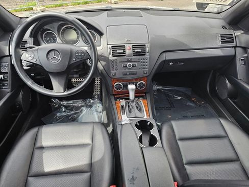 Used 2011 Mercedes-Benz C 300 4MATIC Sedan image 17