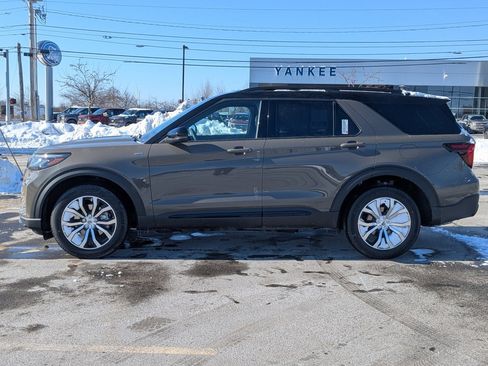 New 2026 Ford Explorer ST-Line image 7