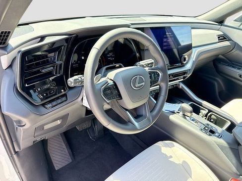 New 2026 Lexus TX 350 AWD image 28