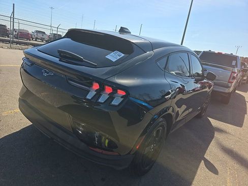 Used 2025 Ford Mustang Mach-E Premium image 4