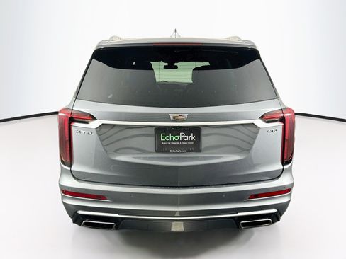 Used 2020 Cadillac XT6 Premium Luxury FWD image 7