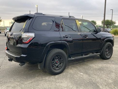 Used 2023 Toyota 4Runner SR5 Premium w/ Moonroof Package image 5