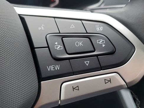 New 2026 Volkswagen Taos SEL image 23