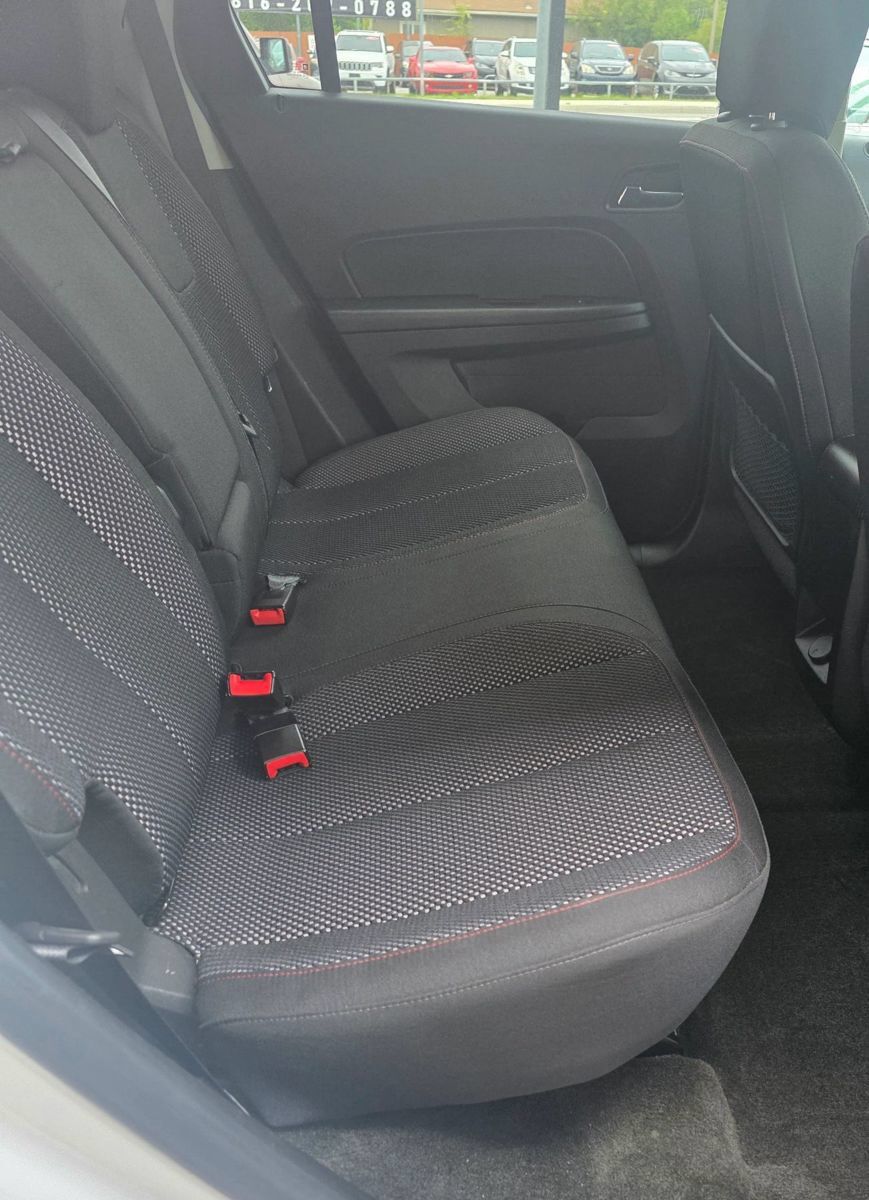 Used 2017 GMC Terrain SLE FWD image 13