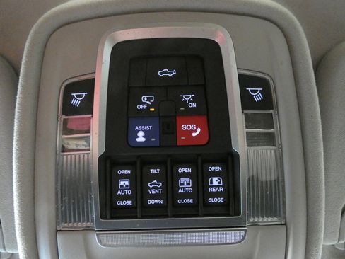 Used 2022 RAM 1500 Limited AWD/4WD image 21