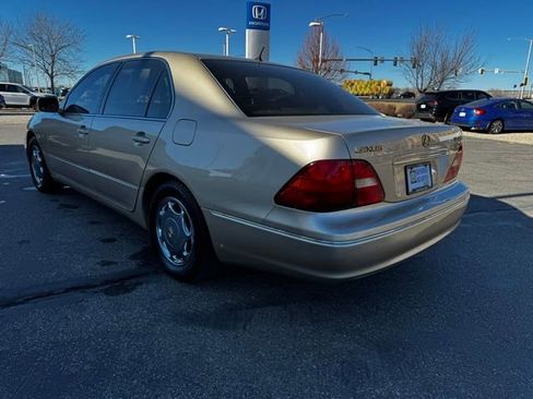 Used 2001 Lexus LS 430 image 10