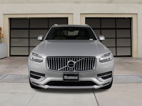 Certified 2024 Volvo XC90 T8 Plus image 6