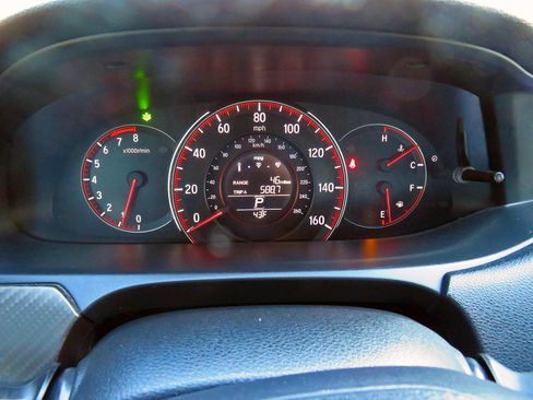 Used 2017 Honda Accord Sport image 30