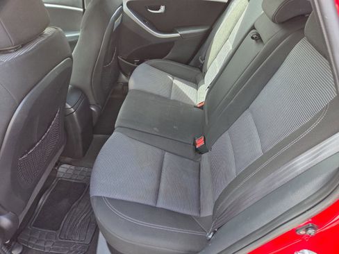 Used 2016 Hyundai Elantra GT image 10