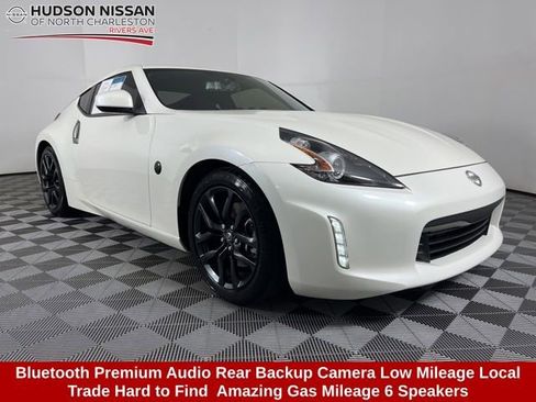 Used 2020 Nissan 370Z Coupe image 1