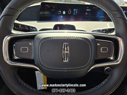 New 2026 Lincoln Navigator L Reserve w/ Jet Appearance Package AWD/4WD image 20