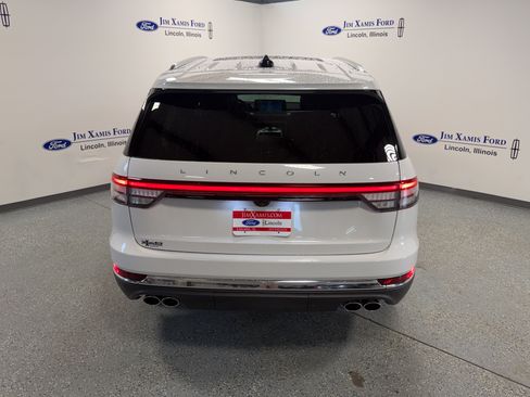 New 2026 Lincoln Aviator AWD image 31