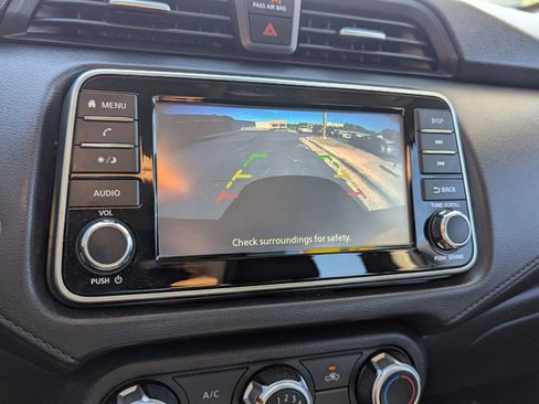 Used 2020 Nissan Versa S FWD image 21
