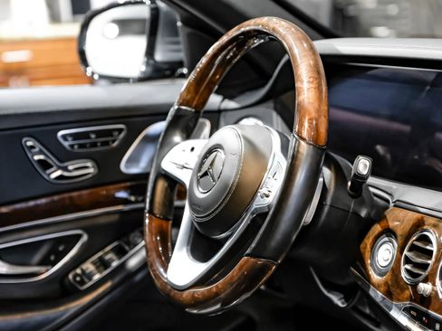 Used 2018 Mercedes-Benz S 450 Sedan image 21