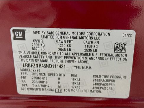 Used 2022 Buick Envision Essence w/ Technology Package I FWD image 33