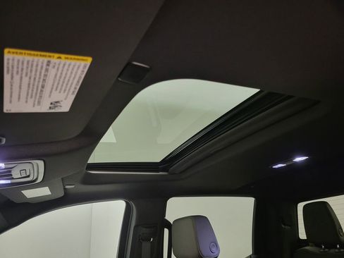 New 2026 Chevrolet Silverado 1500 ZR2 image 18