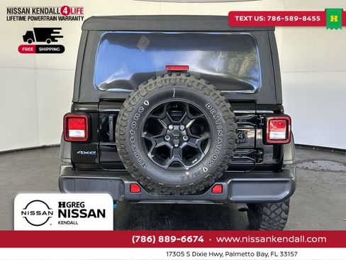 Used 2023 Jeep Wrangler Unlimited image 10