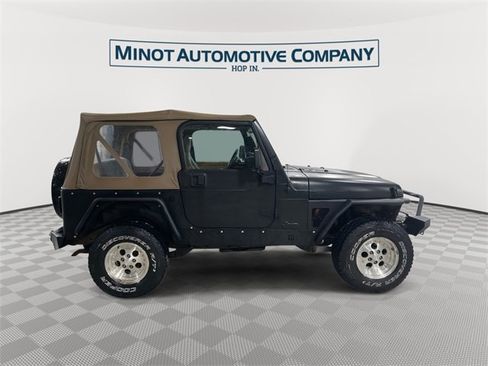 Used 1997 Jeep Wrangler Sahara image 9