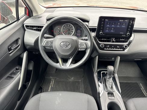 Used 2022 Toyota Corolla Cross LE FWD image 12