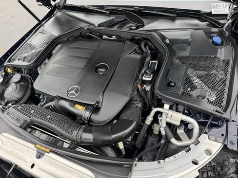 Used 2020 Mercedes-Benz C 300 Sedan image 5