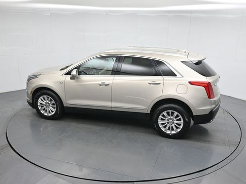 Used 2017 Cadillac XT5 FWD image 41