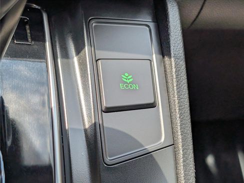 Used 2017 Honda CR-V Touring image 26