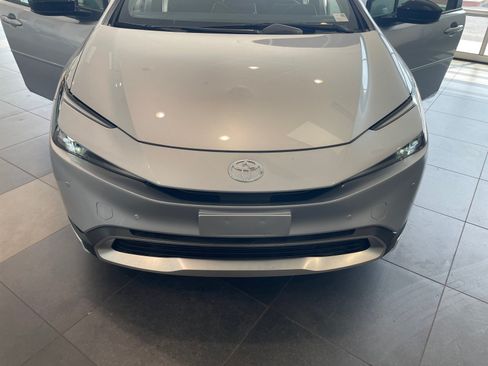 Certified 2026 Toyota Prius Plug-In Hybrid FWD image 23