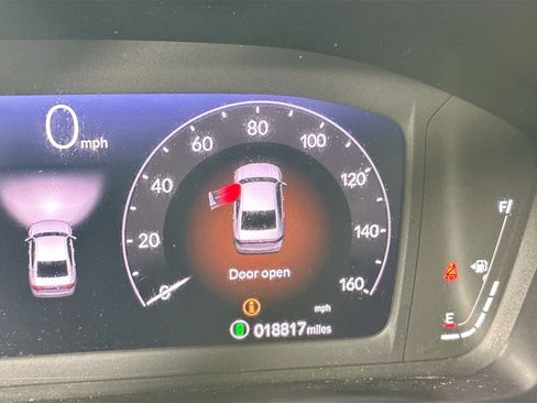 Used 2023 Honda Accord EX image 11