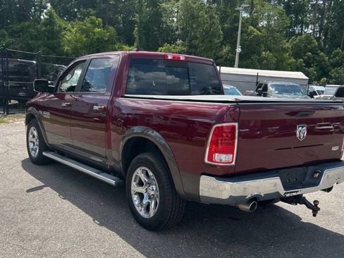 Used 2017 RAM 1500 Laramie w/ Convenience Group AWD/4WD image 3