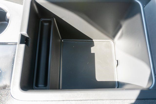 Used 2025 Honda Pilot Black Edition image 35