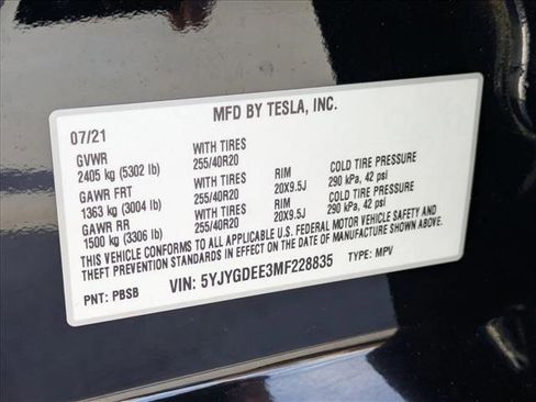 Used 2021 Tesla Model Y Long Range image 25