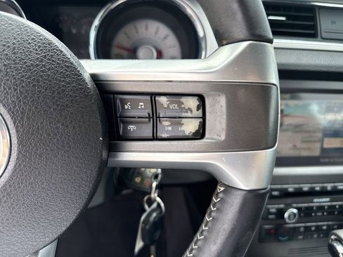 Used 2011 Ford Mustang Premium w/ Electronics Pkg image 15