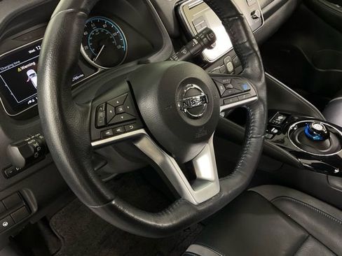 Used 2018 Nissan Leaf SL w/ SL Technology Package image 17