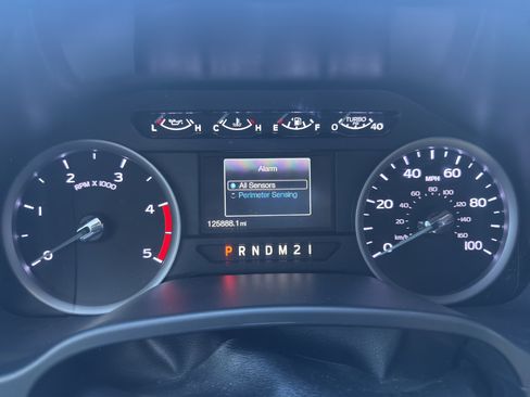 Used 2019 Ford F250 XLT w/ FX4 Off-Road Package image 11