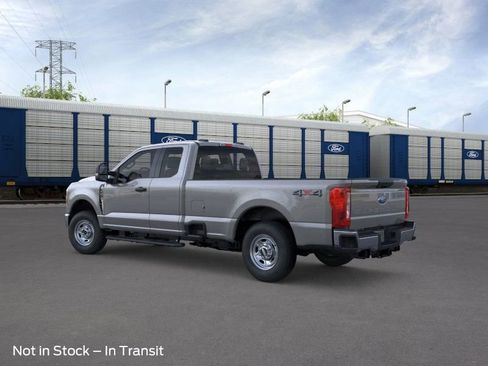 New 2026 Ford F250 4x4 SuperCab Super Duty image 4