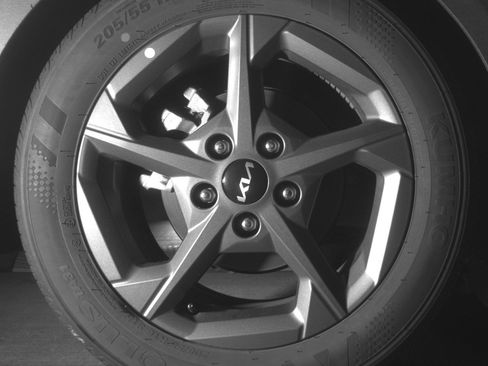 Used 2025 Kia K4 LXS FWD image 15