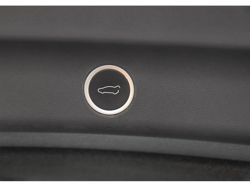 Used 2020 Tesla Model Y Performance image 22